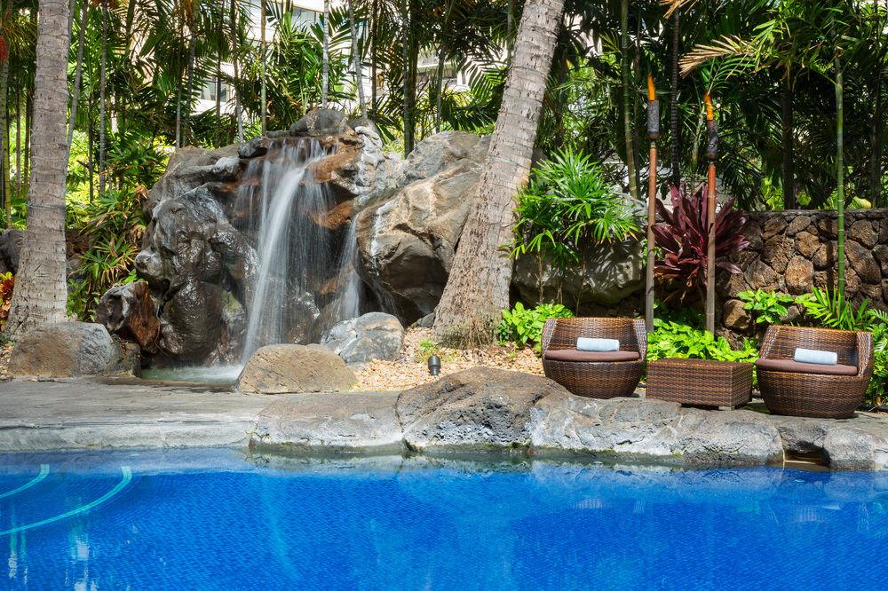 Courtyard By Marriott Waikiki Beach Гонолулу Экстерьер фото