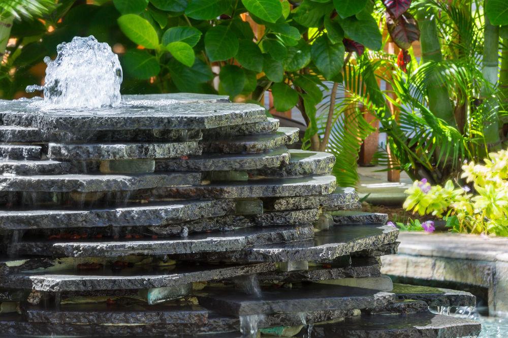 Courtyard By Marriott Waikiki Beach Гонолулу Экстерьер фото