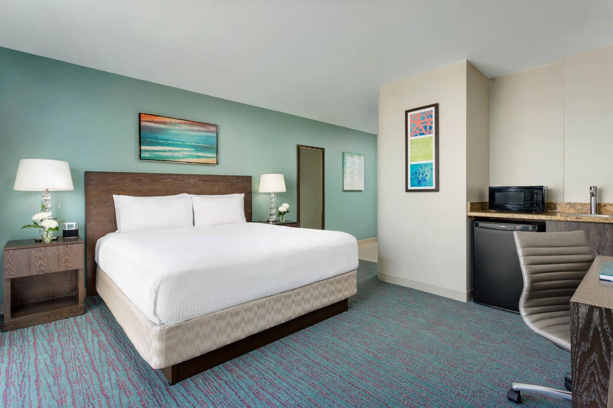 Courtyard By Marriott Waikiki Beach Гонолулу Экстерьер фото