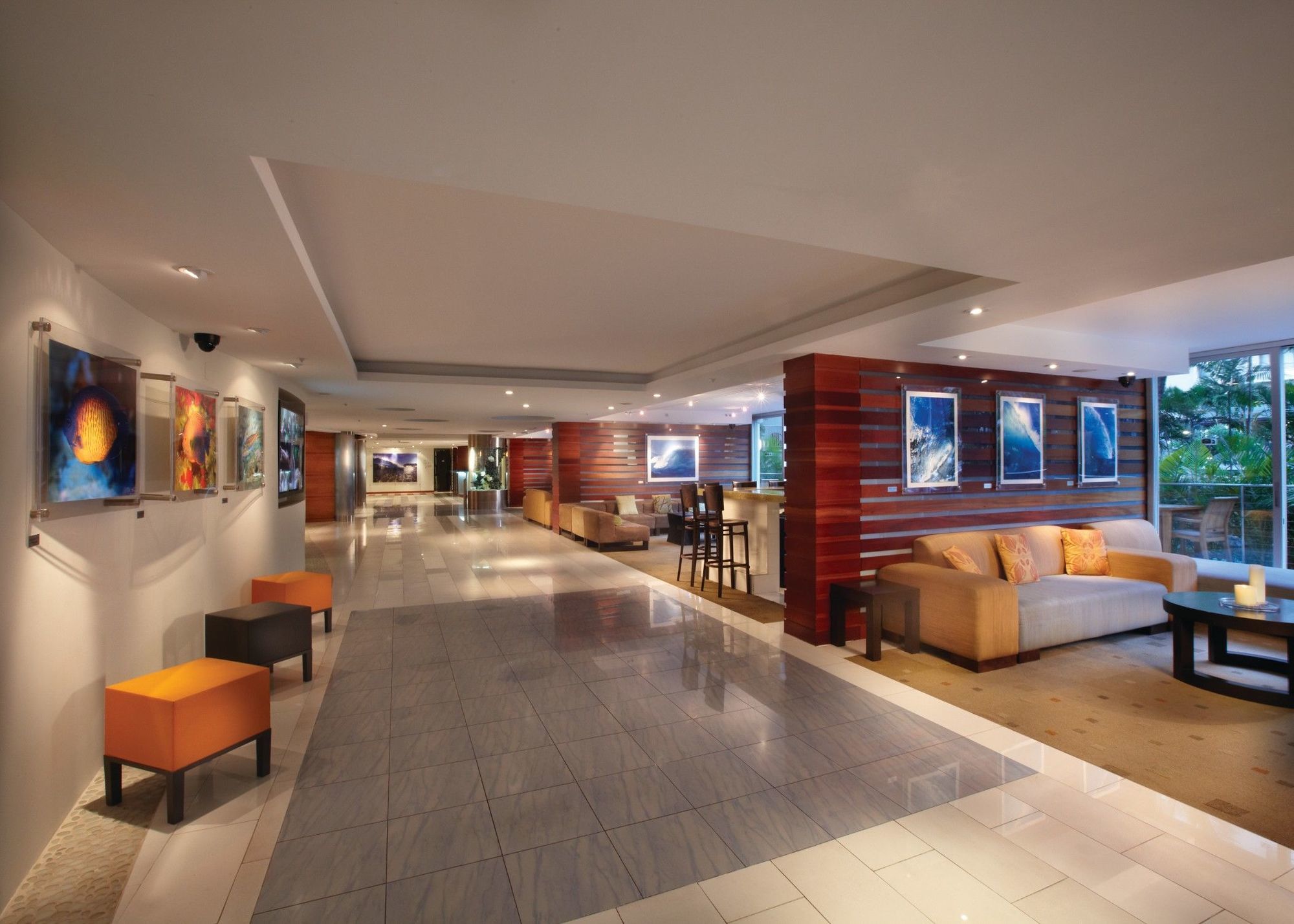 Courtyard By Marriott Waikiki Beach Гонолулу Экстерьер фото